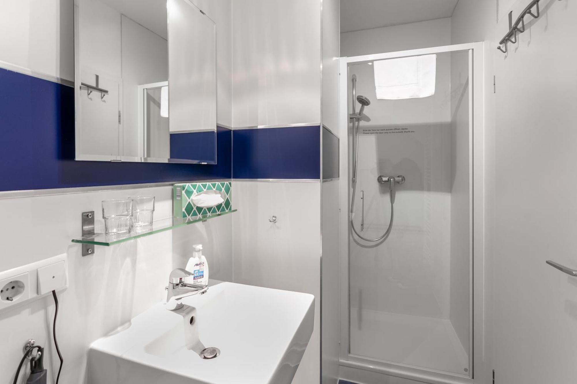 Pensionsieben Das Andere Hotel Lörrach Екстериор снимка