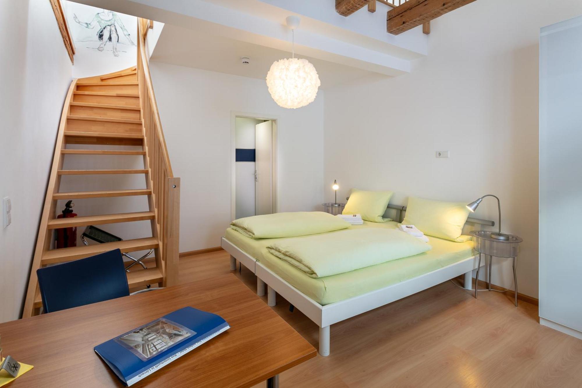 Pensionsieben Das Andere Hotel Lörrach Екстериор снимка