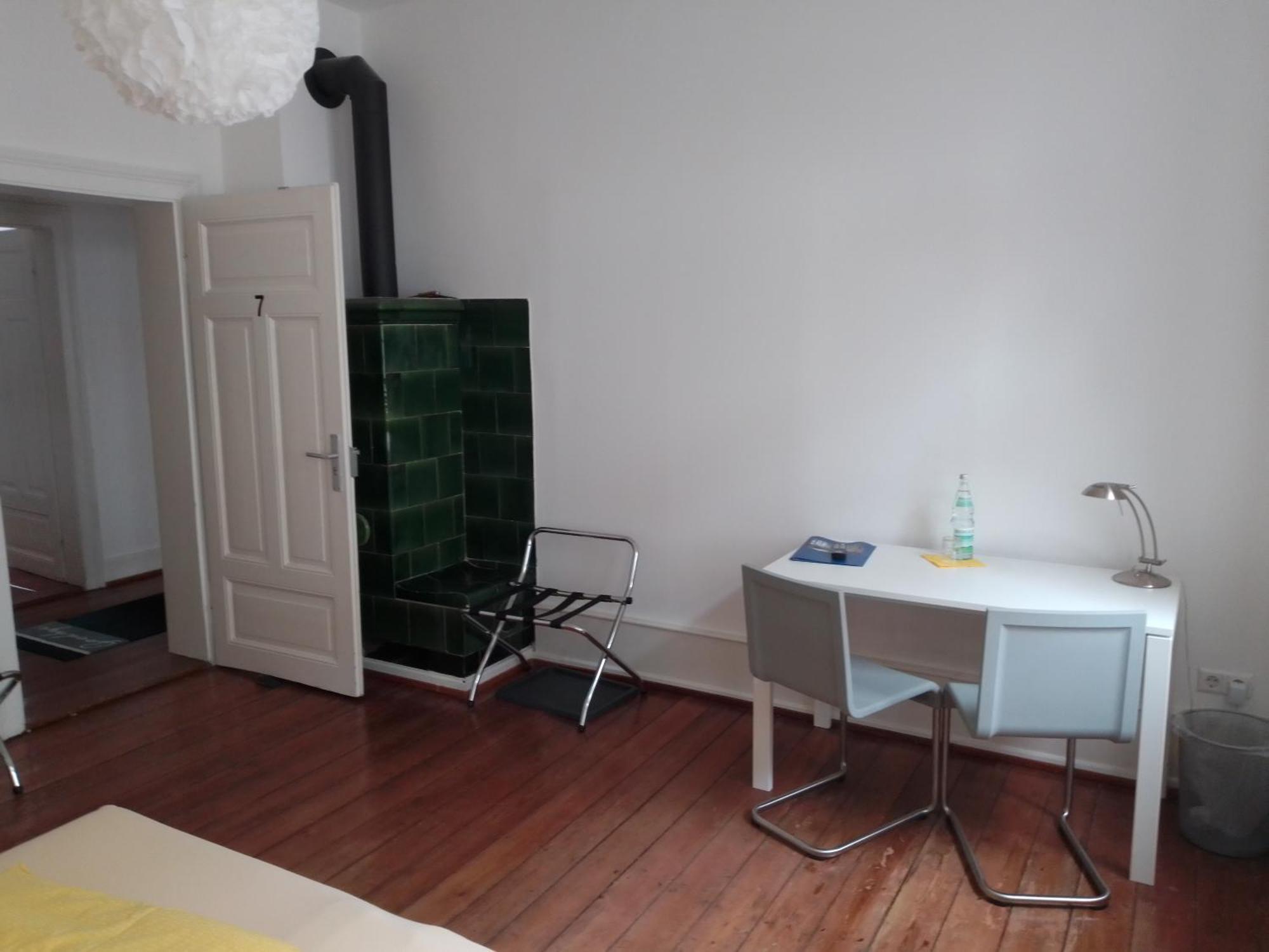 Pensionsieben Das Andere Hotel Lörrach Стая снимка