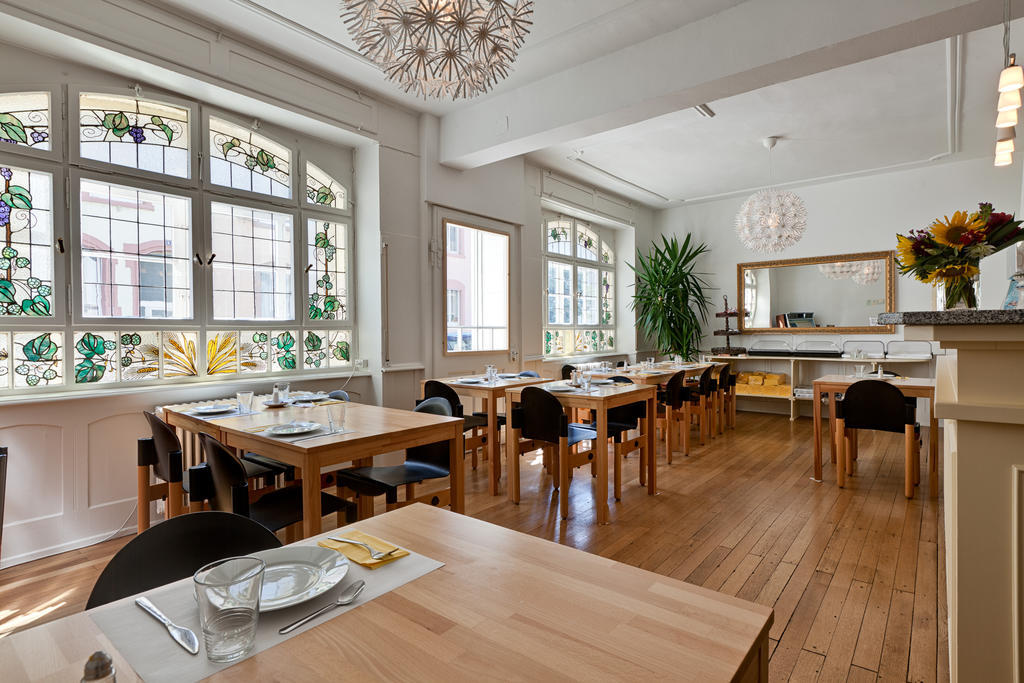 Pensionsieben Das Andere Hotel Lörrach Екстериор снимка